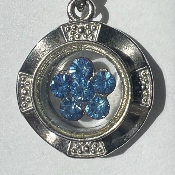 18k White Gold GP Rotating Spinning Blue Stone Necklace Pendant Glass Front - Picture 1 of 4
